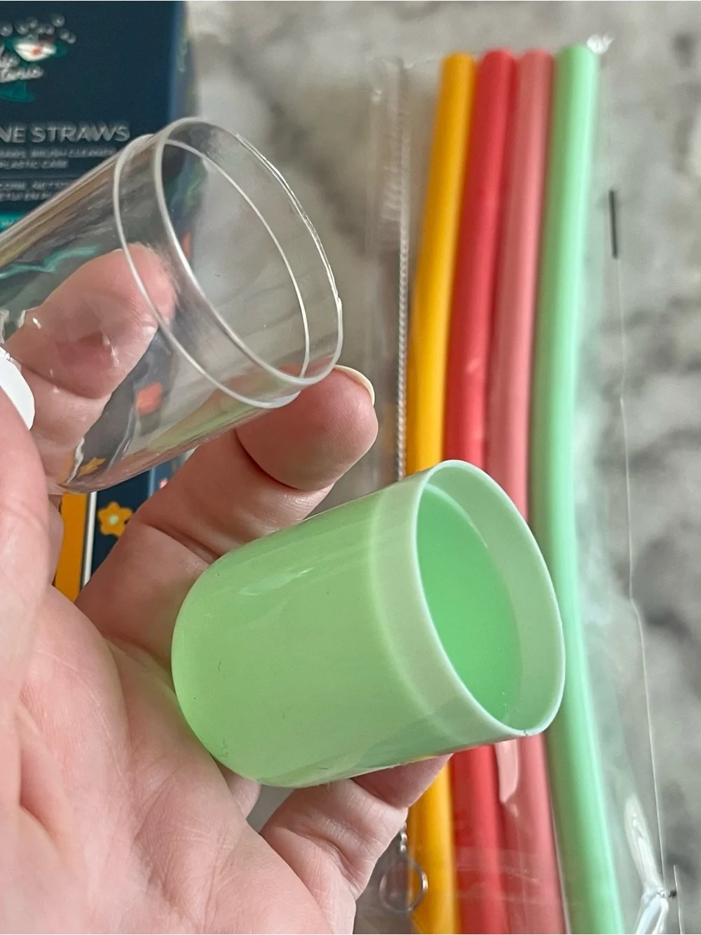 Silicone Reusable Straw Set with Portable Carrier Capsule - Chic & Tonic